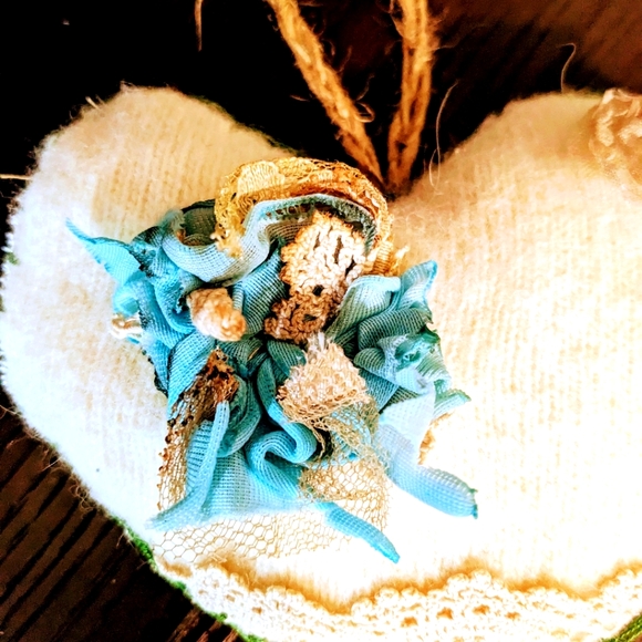 OOAK Handmade Puffed Heart Decoration Shabby Chic Boho  Ornament Holiday Gift - Picture 1 of 7